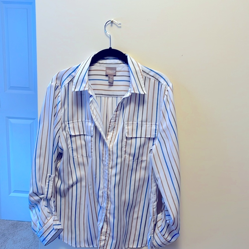 Chico’s Size 2 Button down Blouse